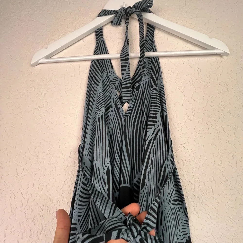 BOHO Womens Black White Long Maxi Striped Print Tie Halter Neck Dress - Picture 6 of 8